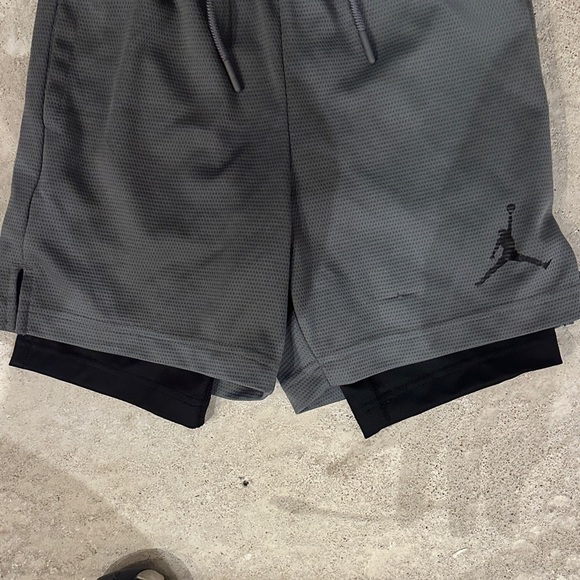 Jordan Kids' Gray and Black Layered Shorts - Picture 3 of 5